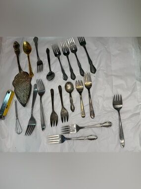 Vintage mixed lot of silverware flatware 11 pieces